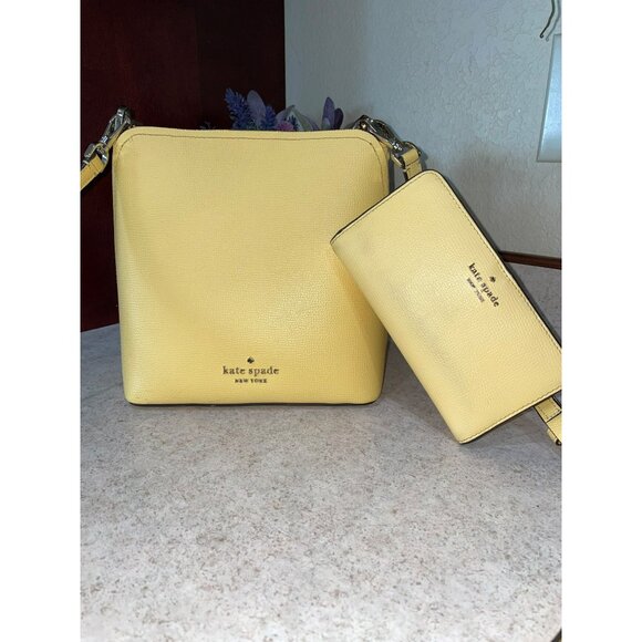 Kate Spade Darcy Small Bucket Bag & Wallet Set Grain Leather Daybreak Yellow Cro - Picture 6 of 9